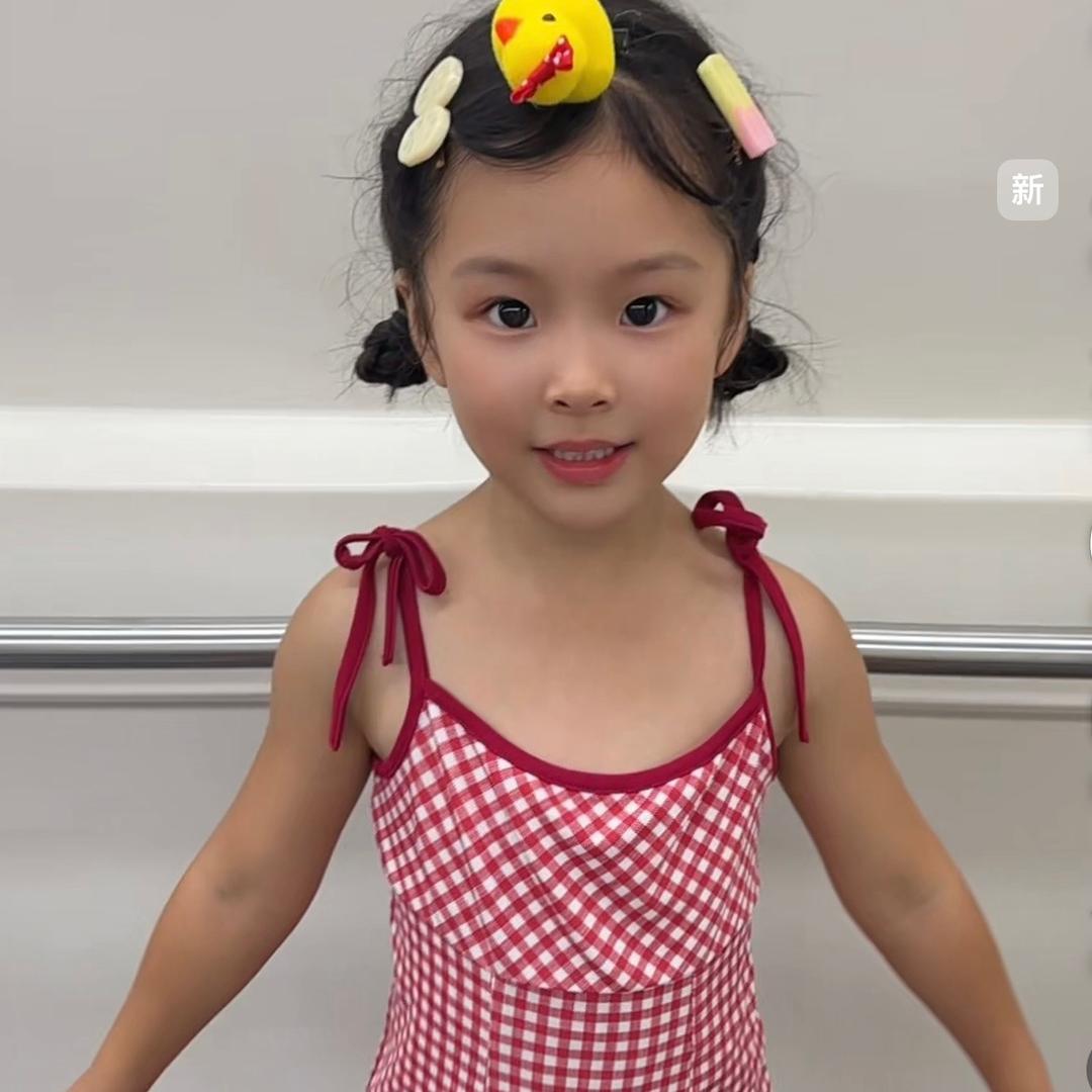 无敌可爱小包子