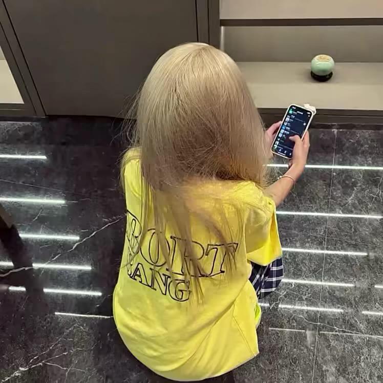 小小^