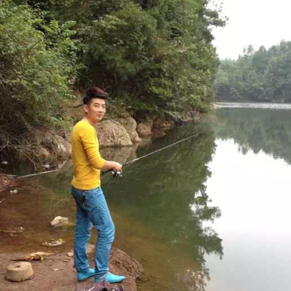 小河清清
