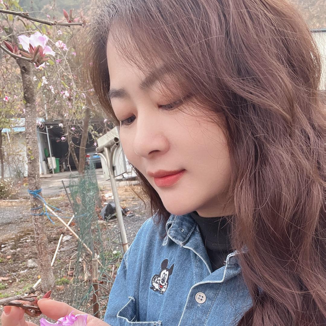 @丽丽
