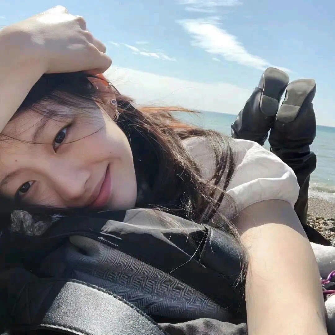 一个大布刘.