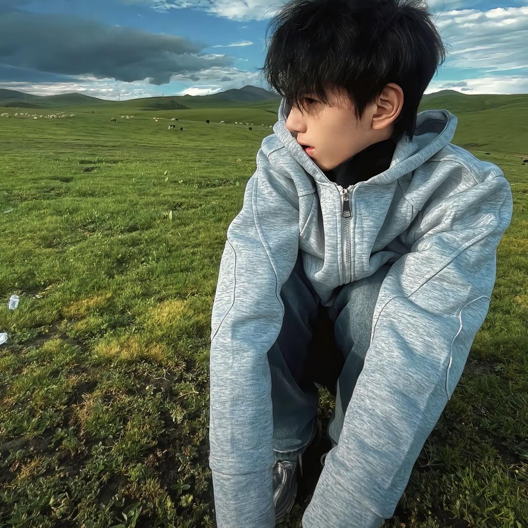 别哭我拥抱你的不堪