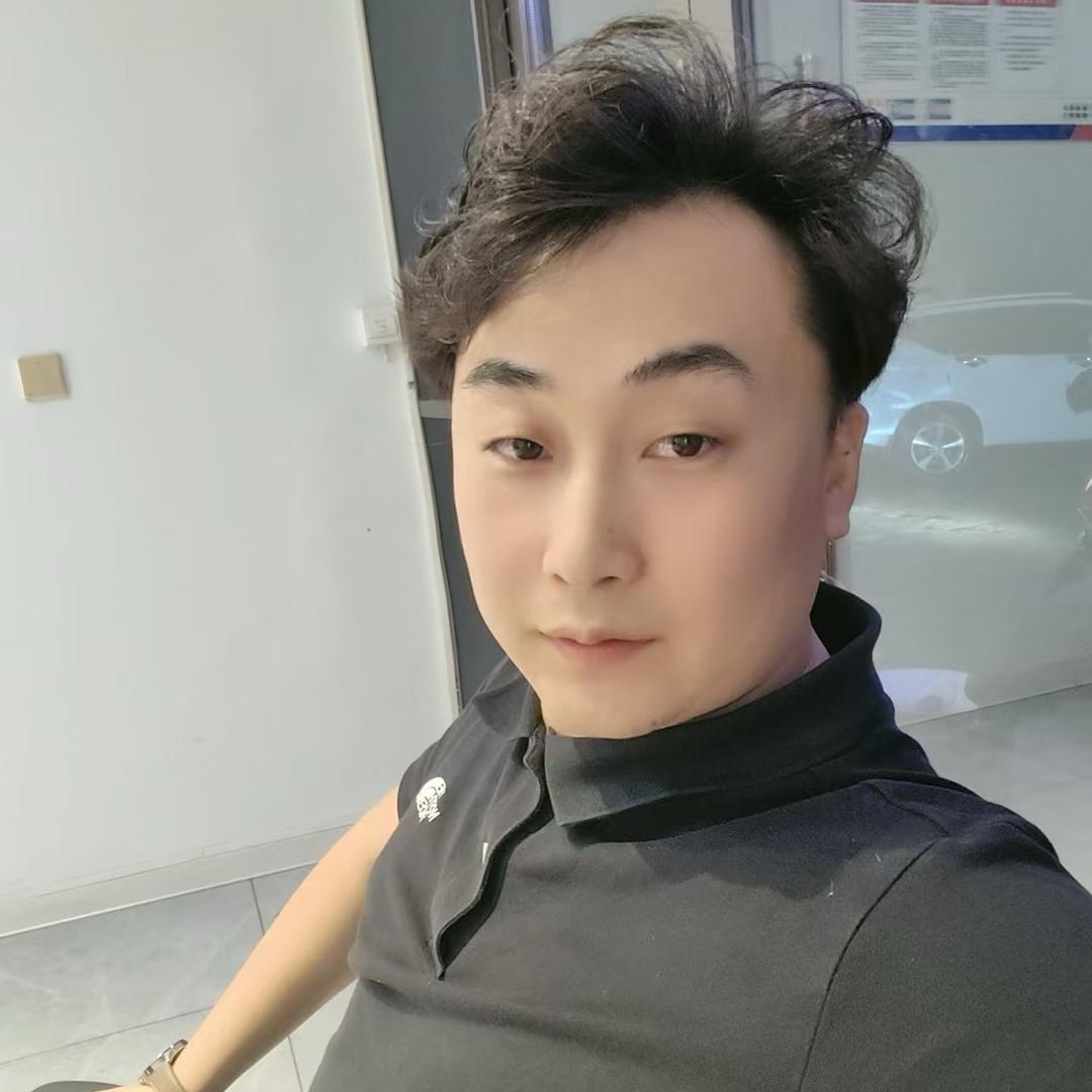 小王。