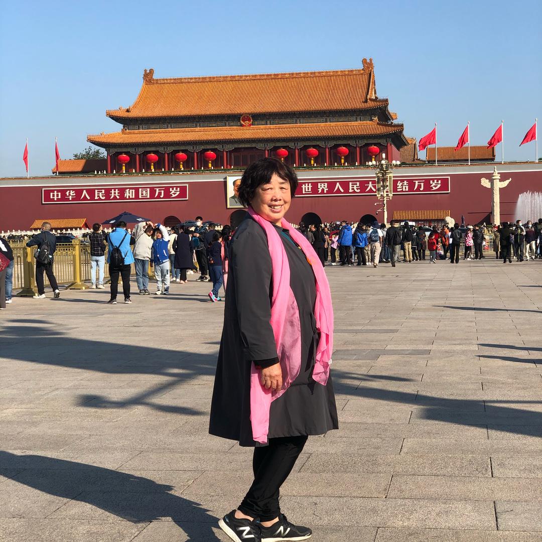 六六爱手势舞