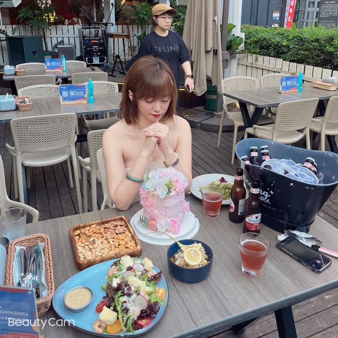 妖精🧚‍♀️……