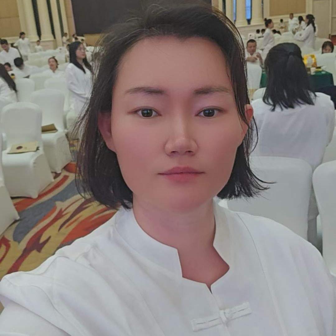 润贞姐的韩国穿戴美甲
