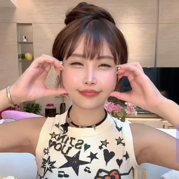 猫妹妹爱美食🍰