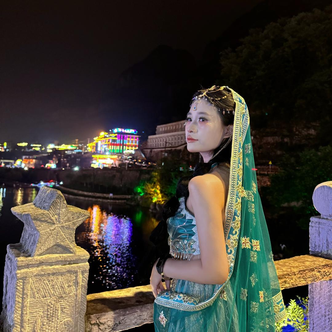🫡  新墨。美学