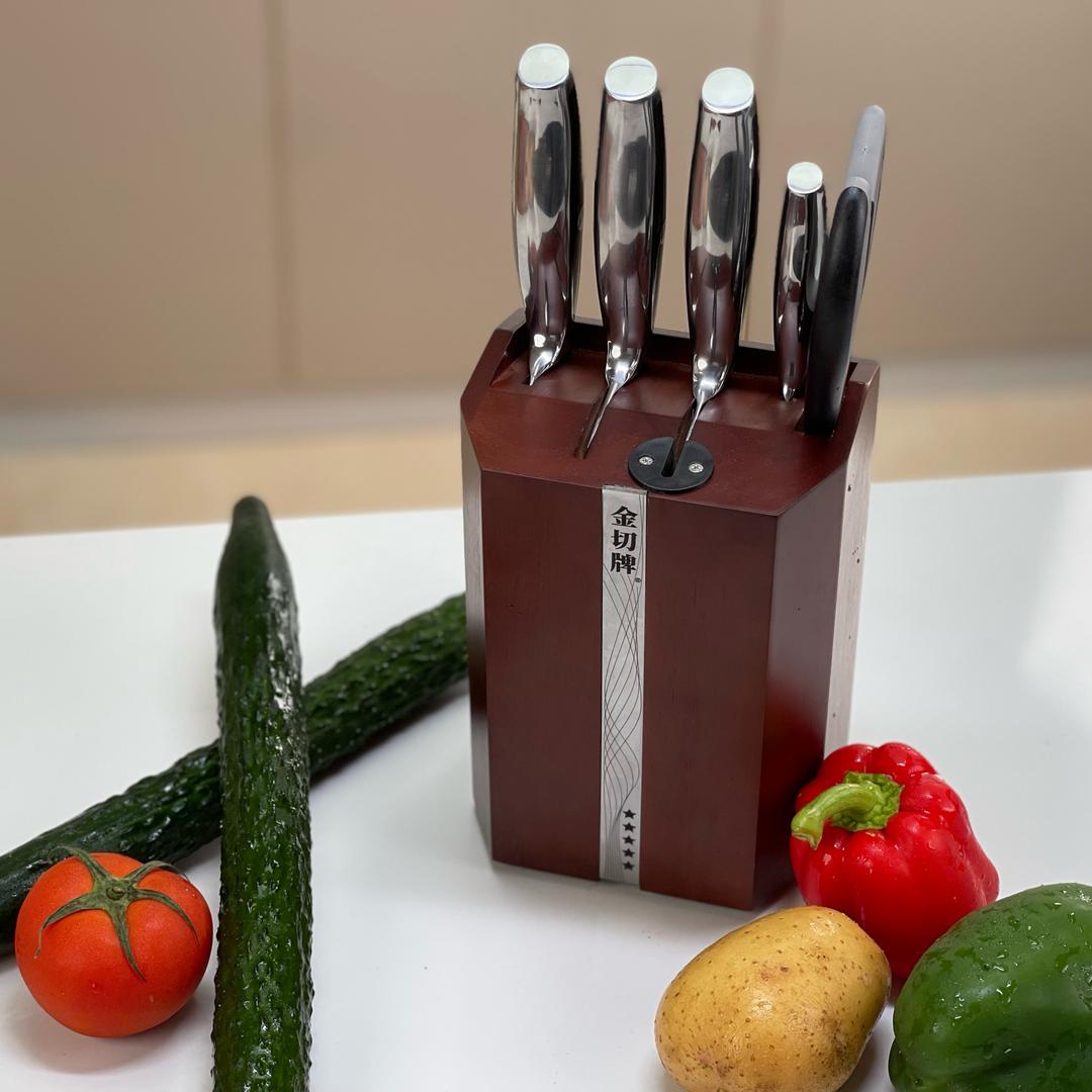 金切牌唯赢专卖店