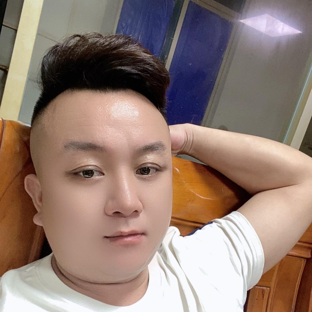 大表哥（扣肉粉）