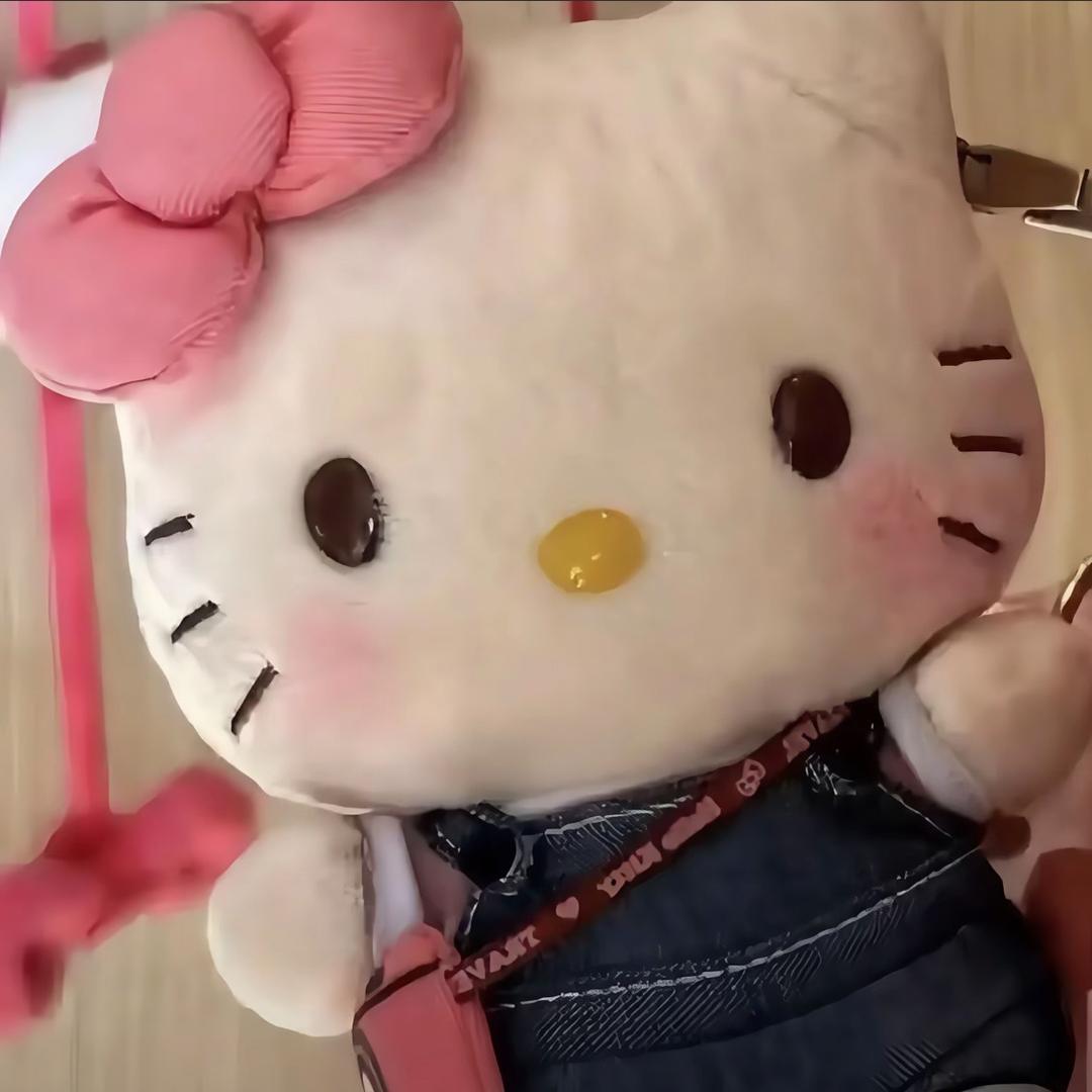 肉肉.