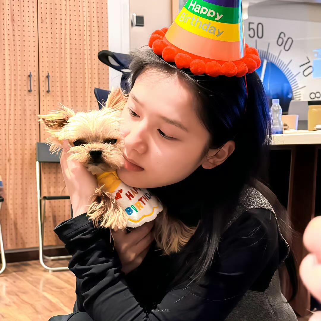 沈丘县酷蜜懿百货零售店