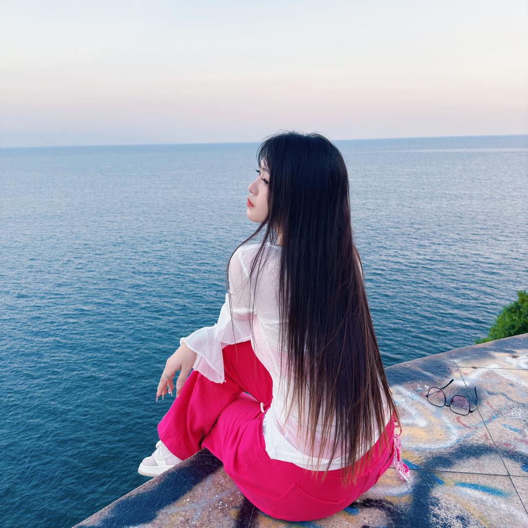 小莫