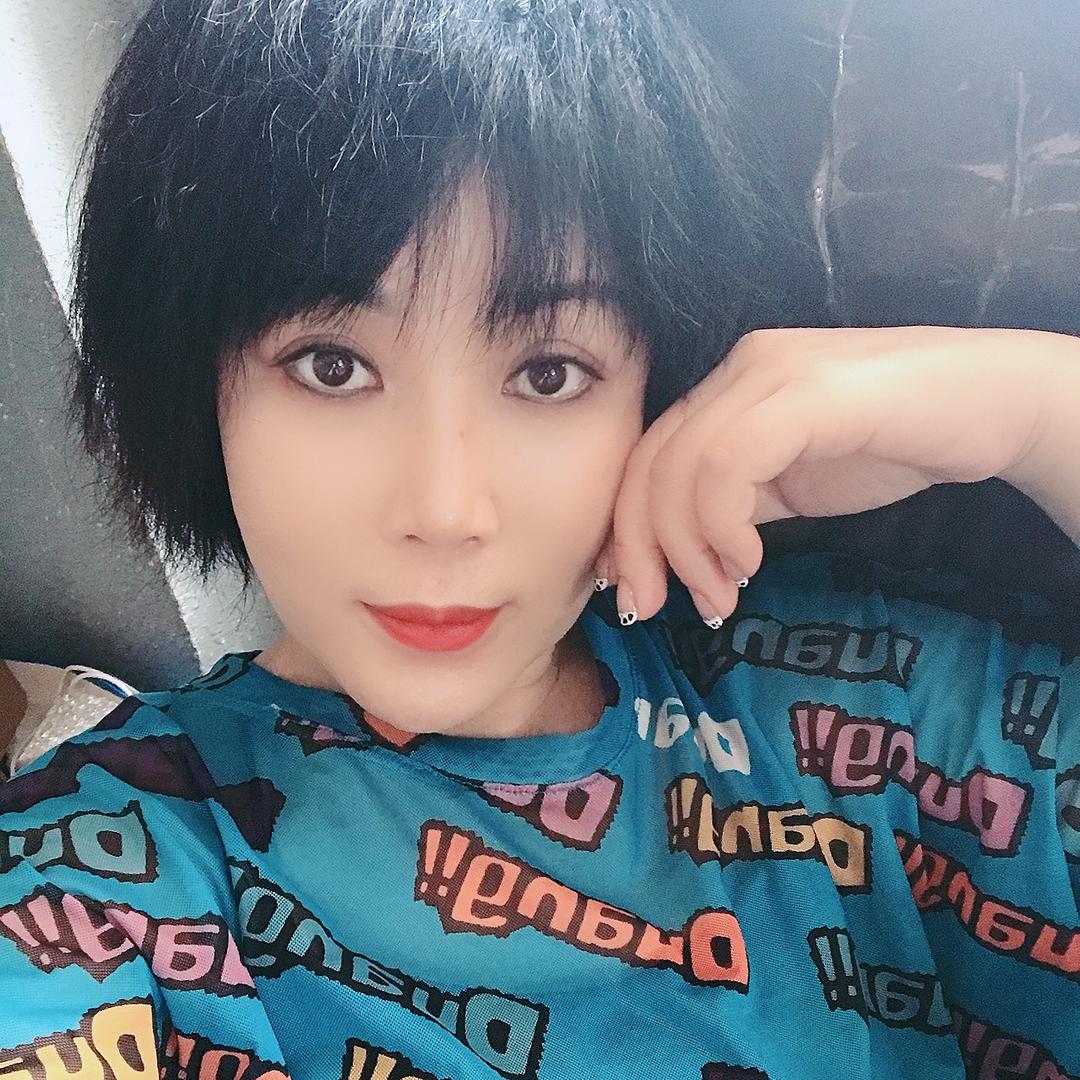 魏县丑女无敌变形记总店