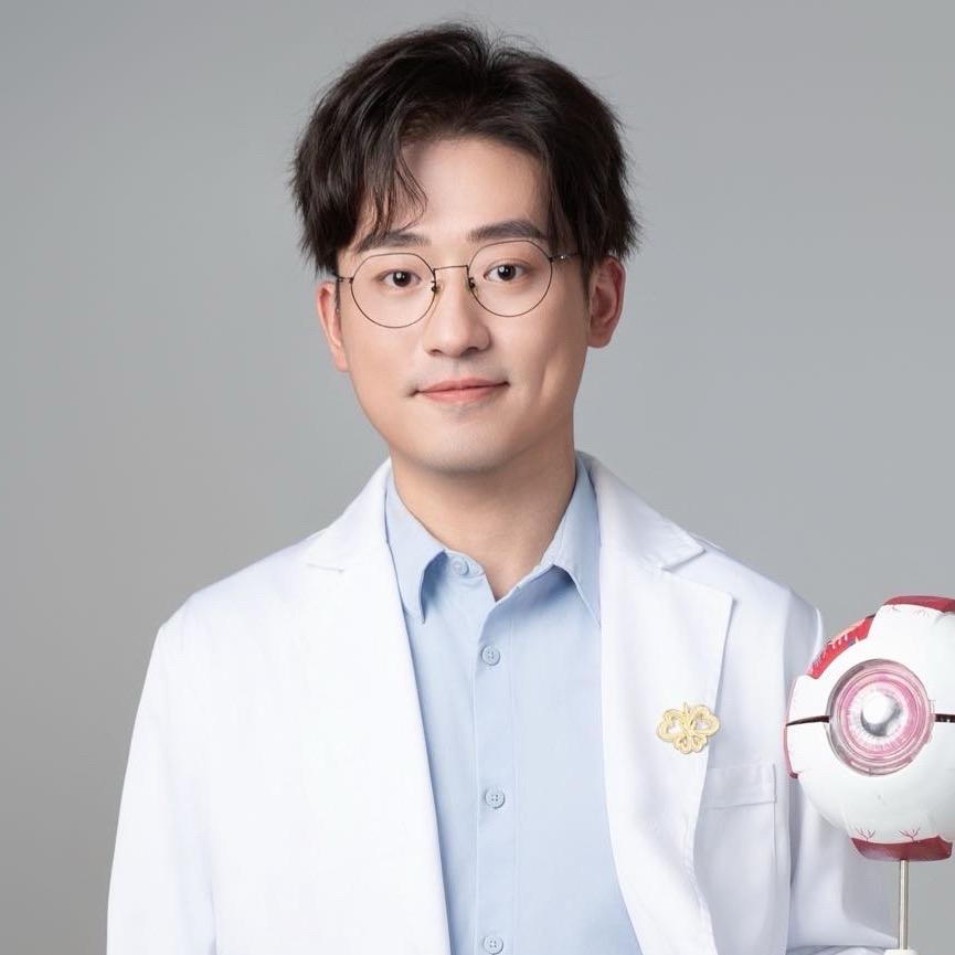 眼科邓博士