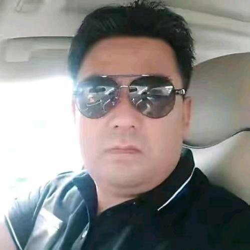 孤独的狼（56岁成熟稳重深情的气质男人）