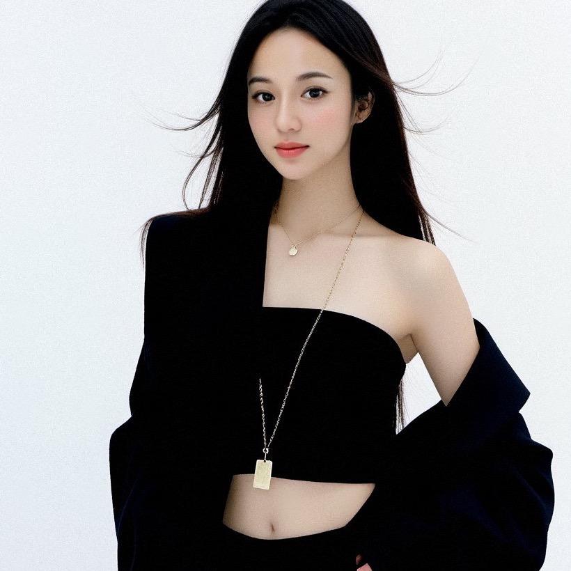 潇潇⁸⁰⁸⁷