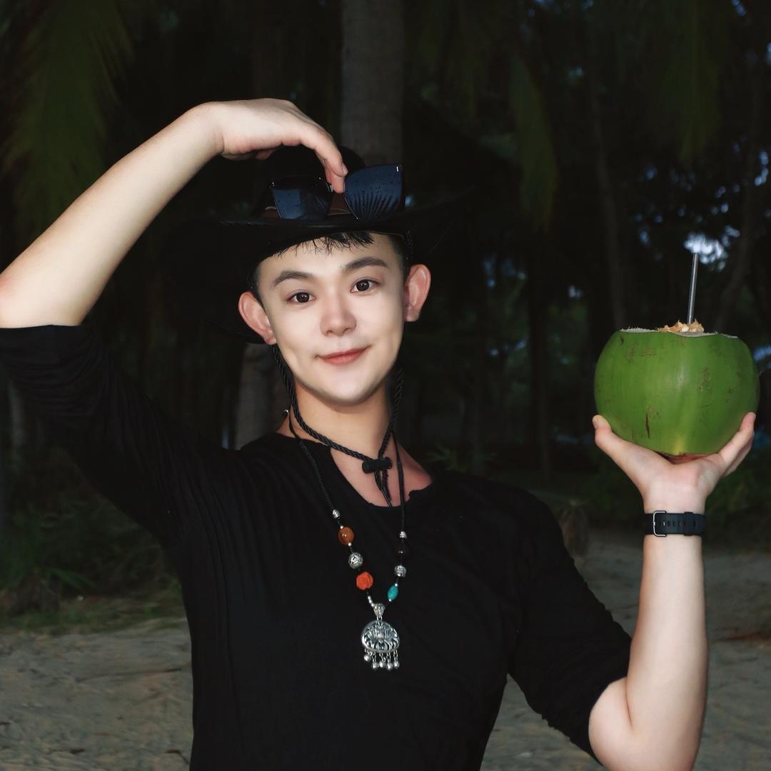 小金爱舞💃💃💃