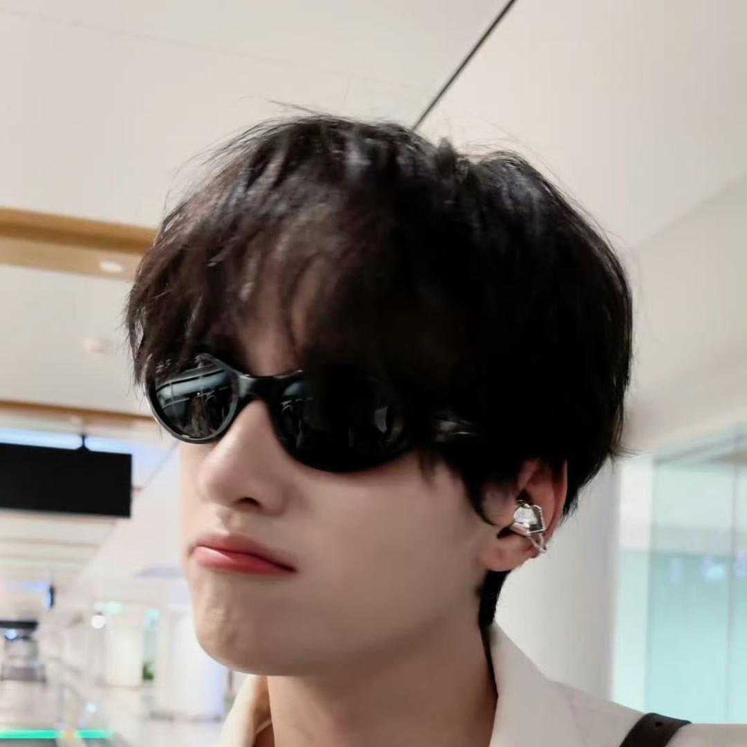 _T^T_🩷💚🩷💚