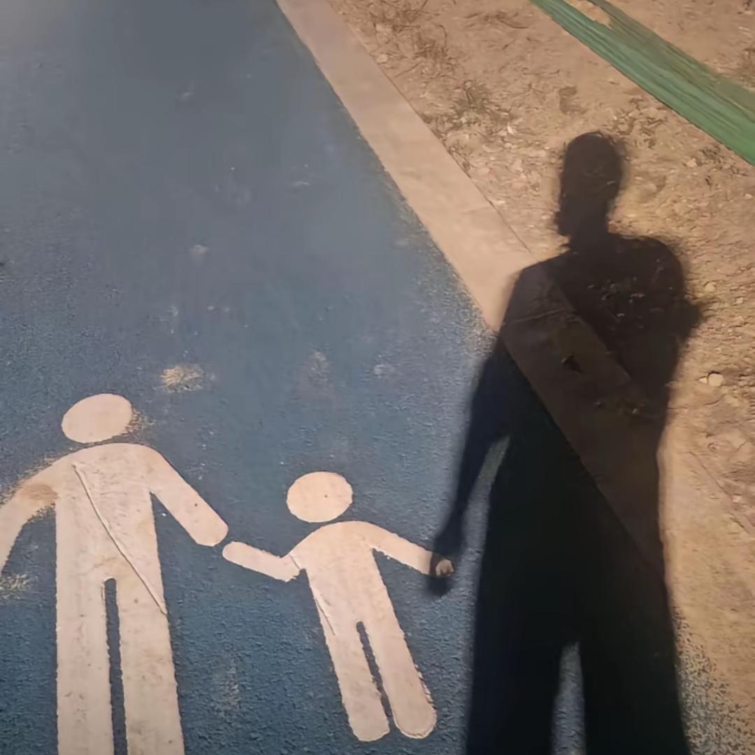 😊、