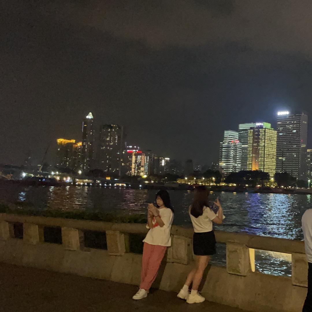 小锦。