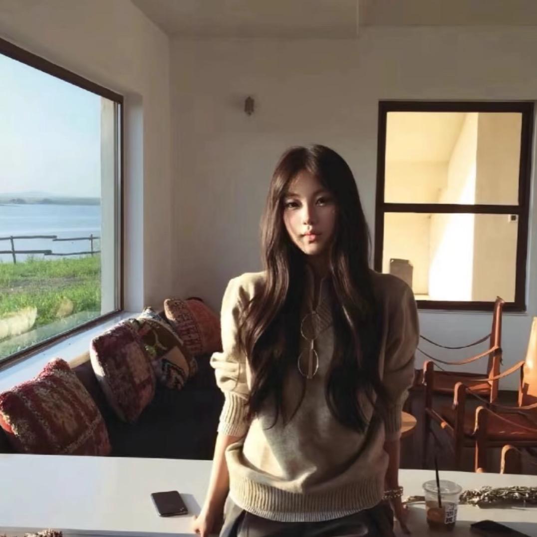 轻奢潮牌折扣店