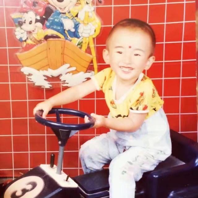 月牙儿讲故事