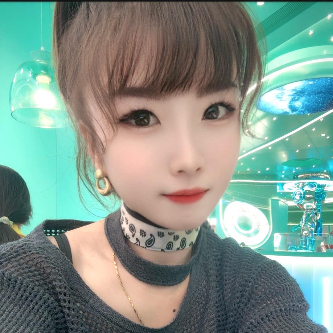 二店法博尔男装广场店杨芳美