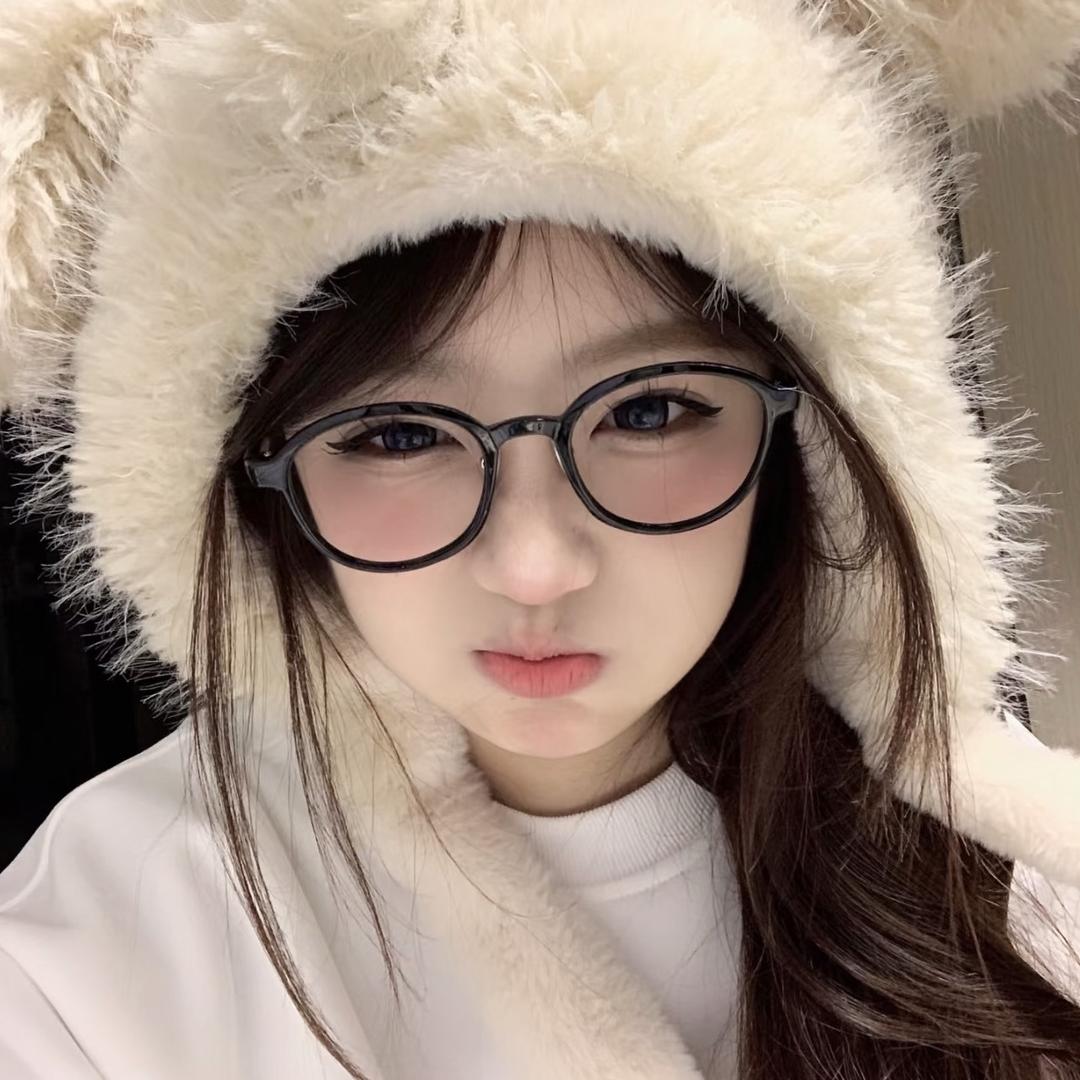 wen. /•᷅•᷄\୭ .wen