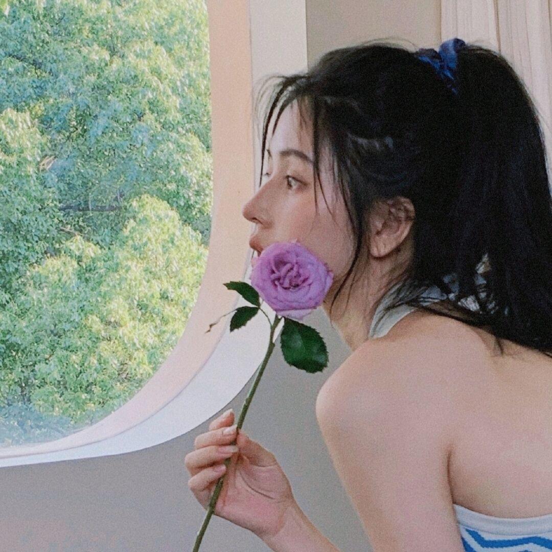 在逃蛋黄派来的少女心事🔮
