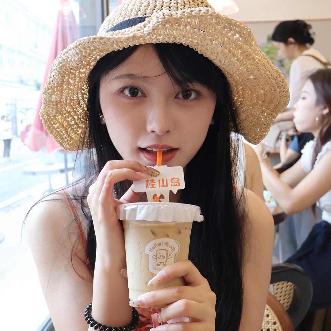 多多女士