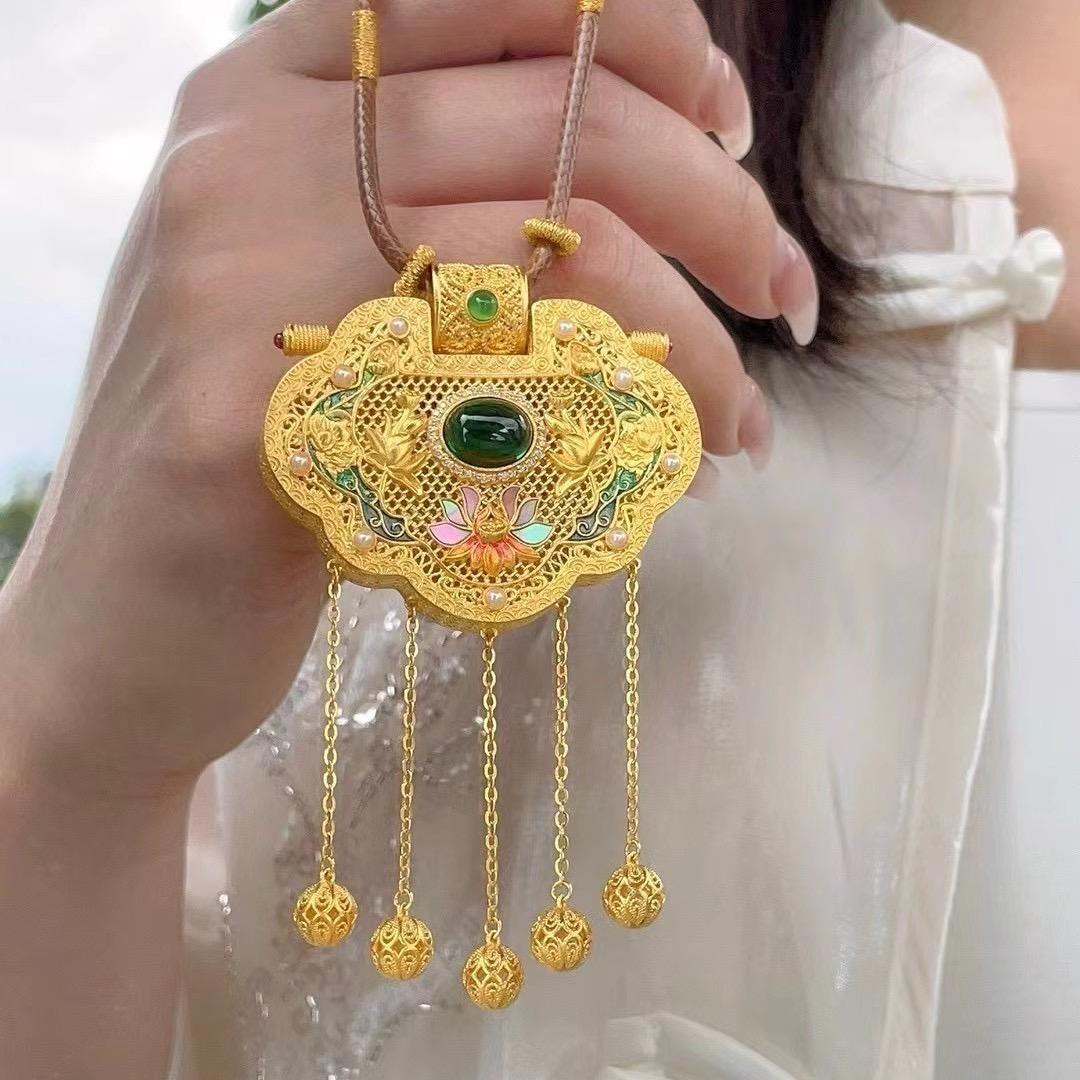@分享黄金珠宝