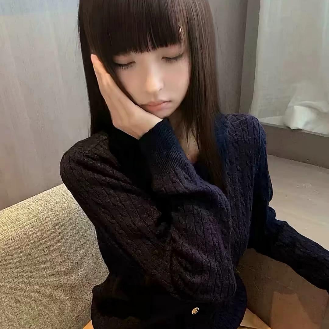 静什么怡．