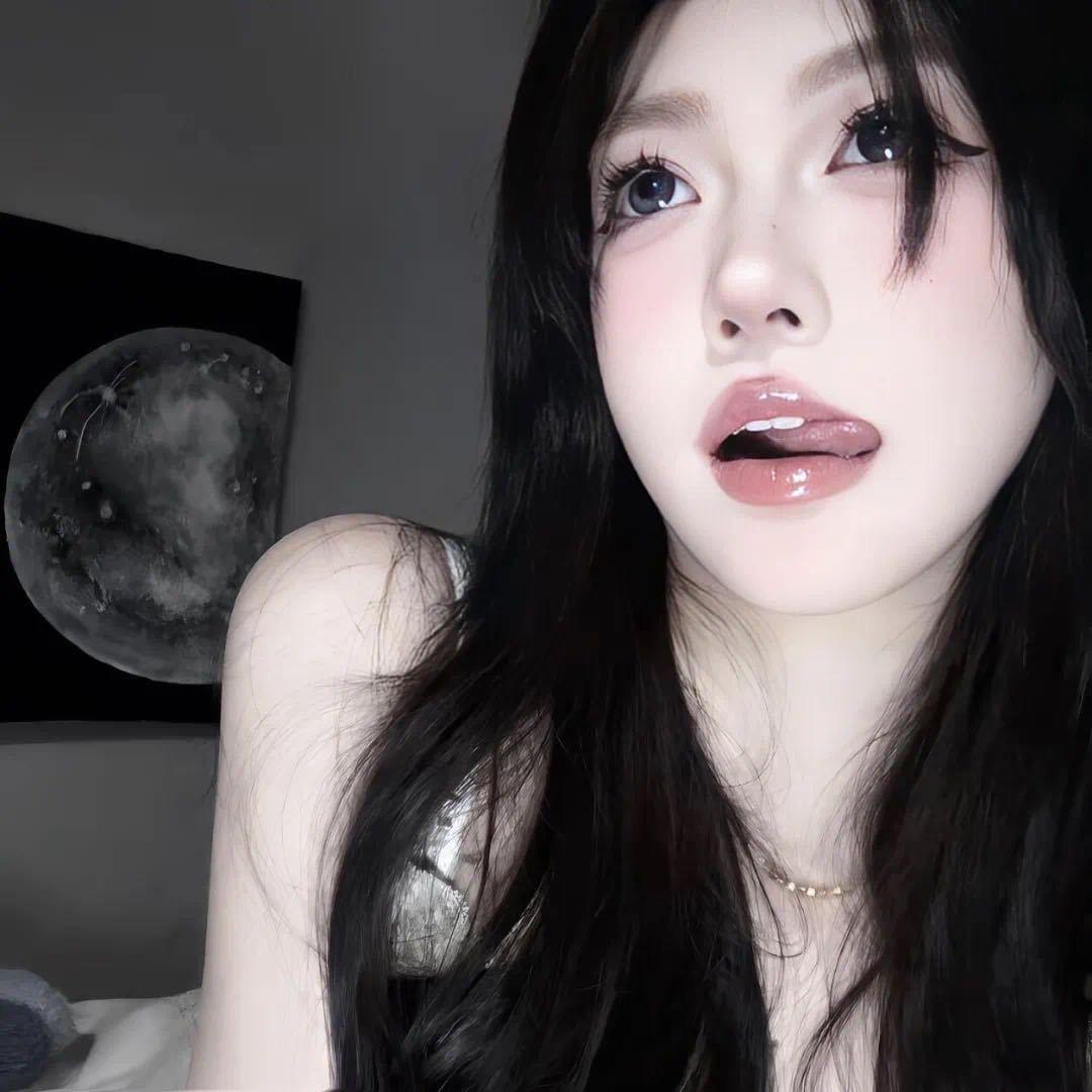 18岁纯情小后妈.