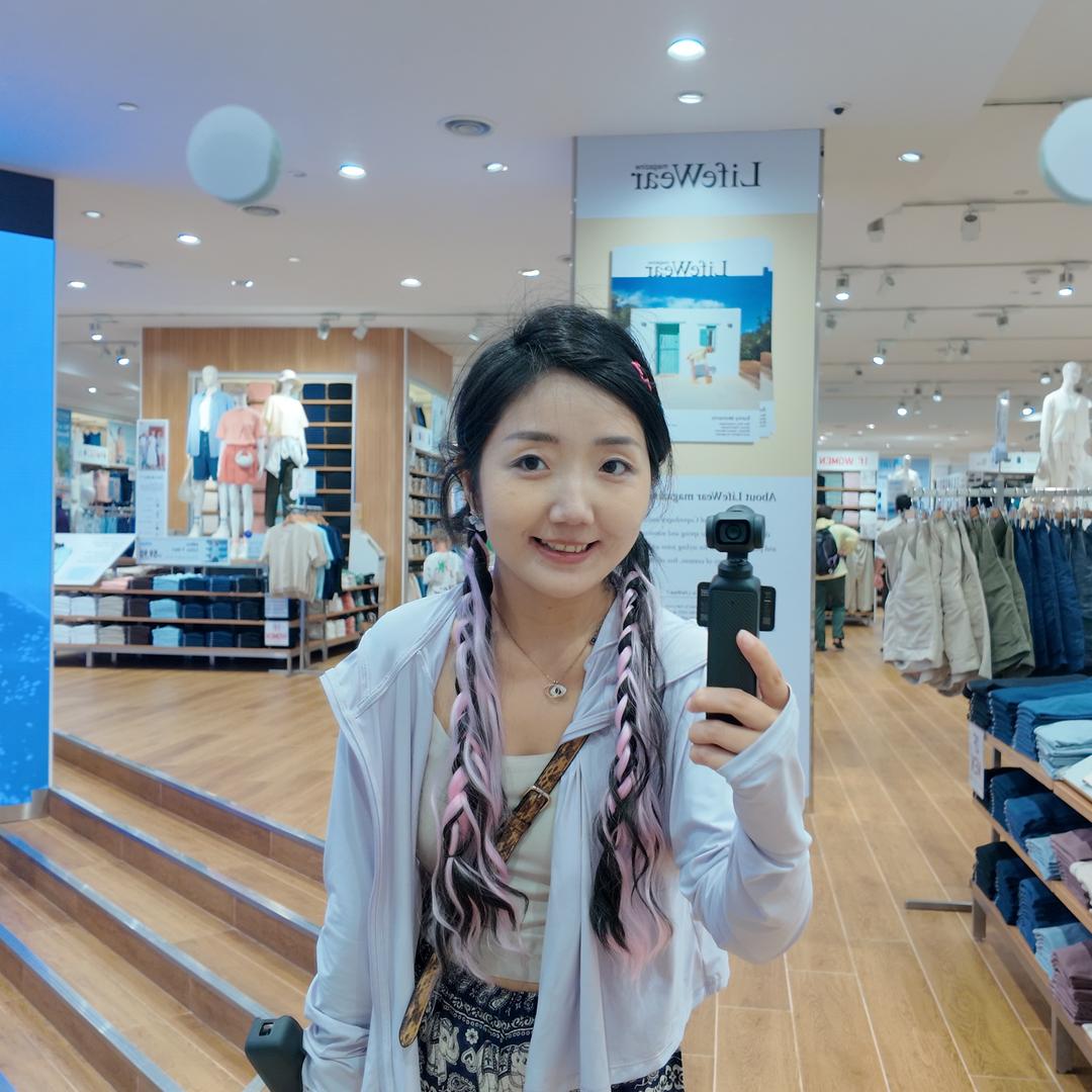 鹂鸣少儿口才张老师