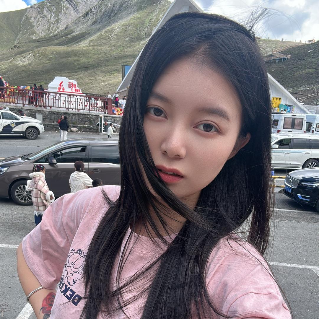 不发脾气只发财🫧