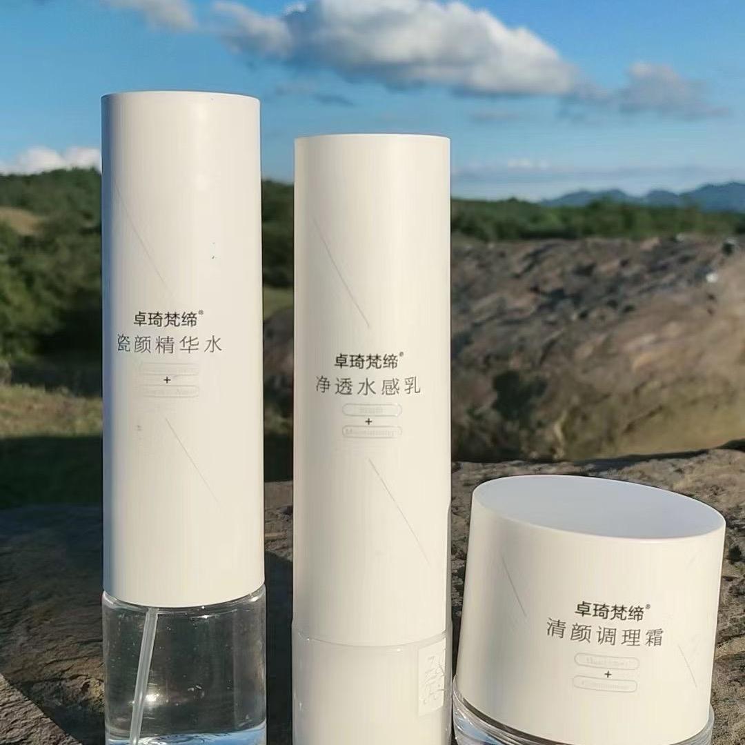 用户9438591621693
