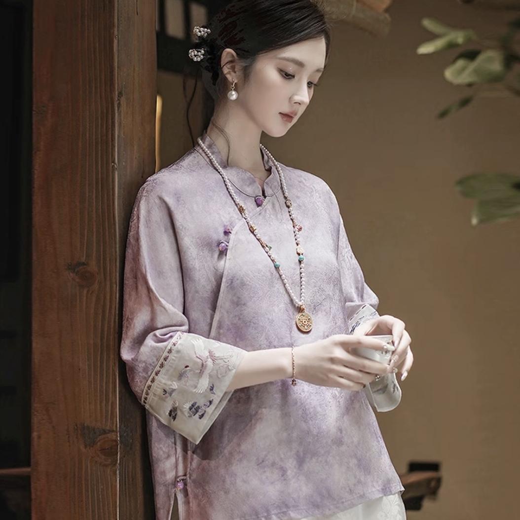 花媤语国风衣坊