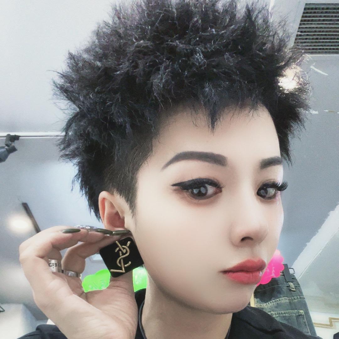 欧美范女装服饰