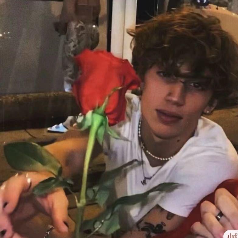 吃个生蚝再练腰