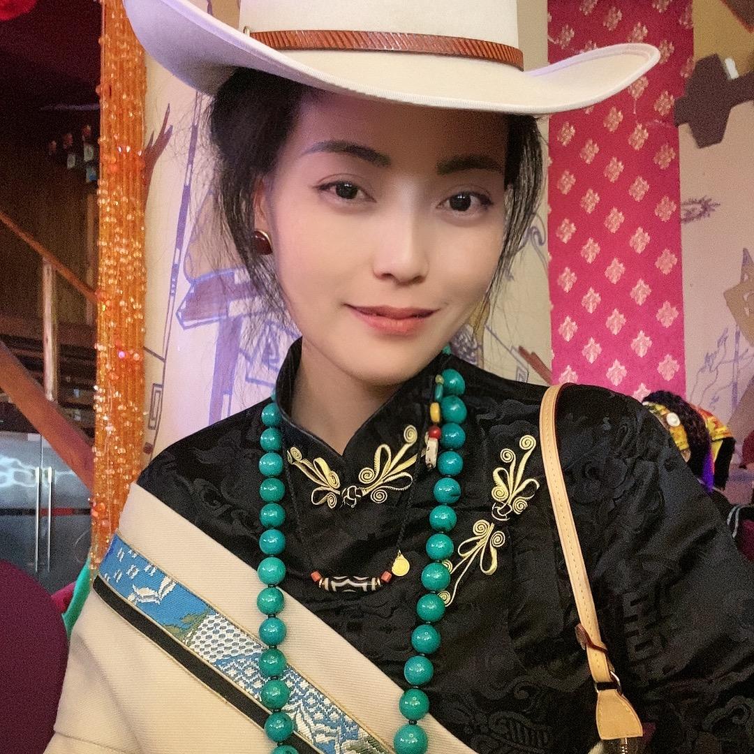 藏美措服饰&阿美