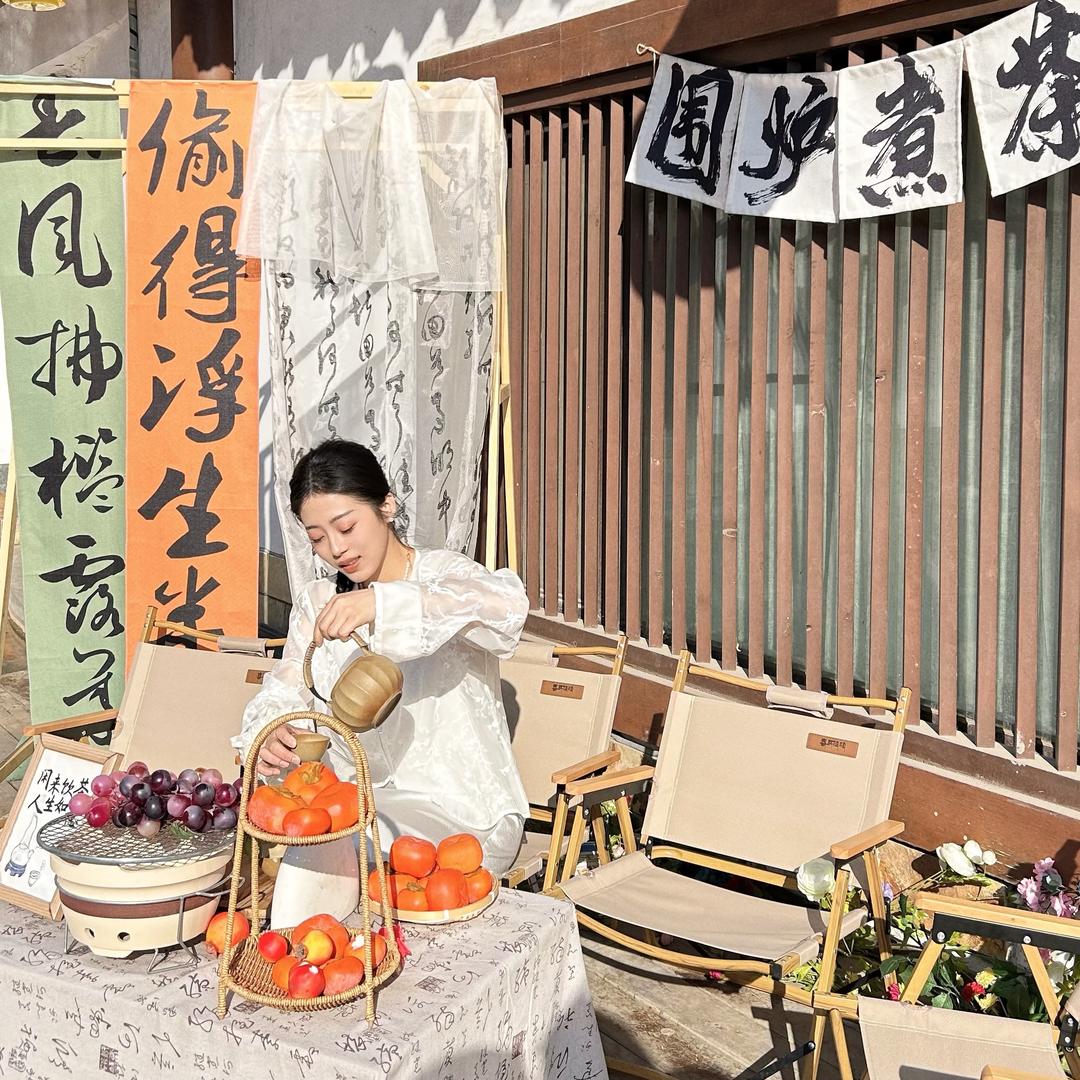叫我董董就好