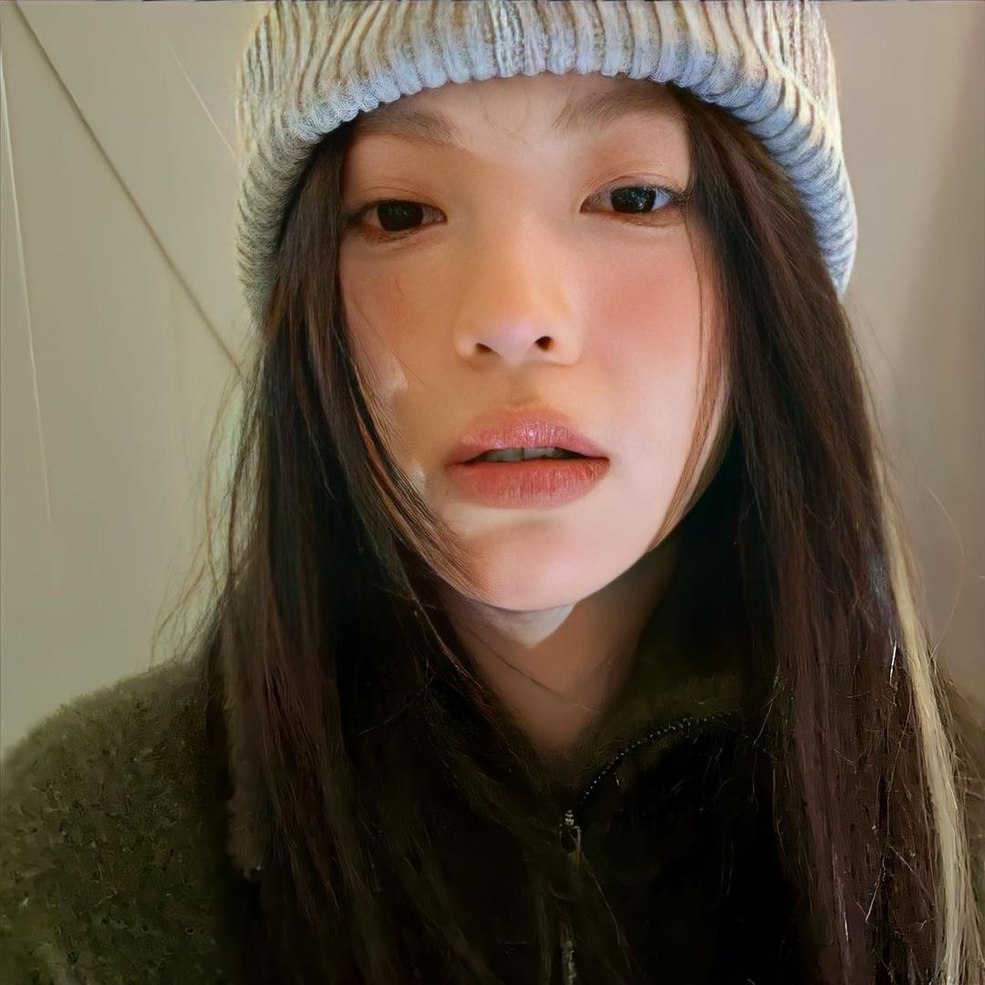 临冬降初雪