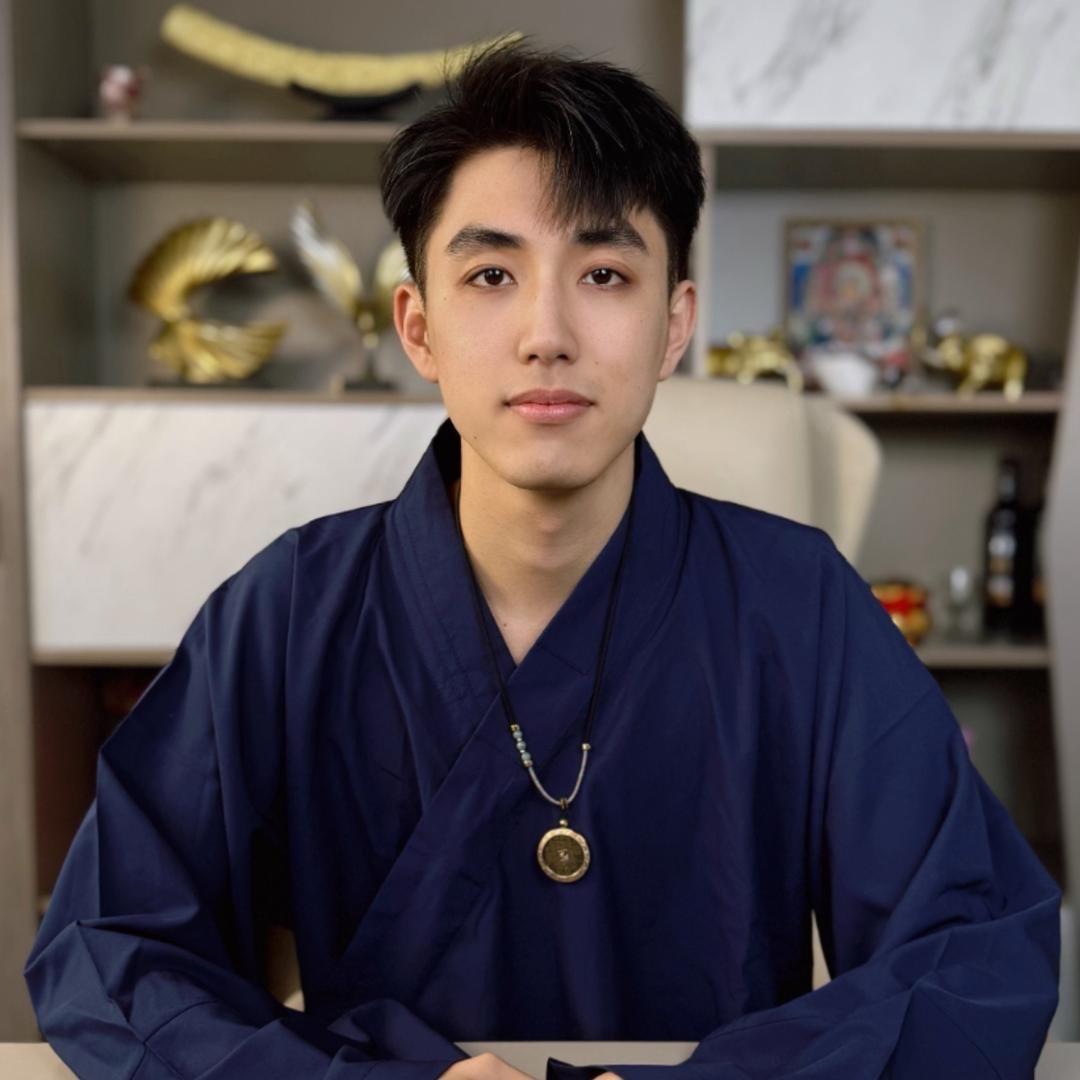 雲浩师兄（粉丝群取名)