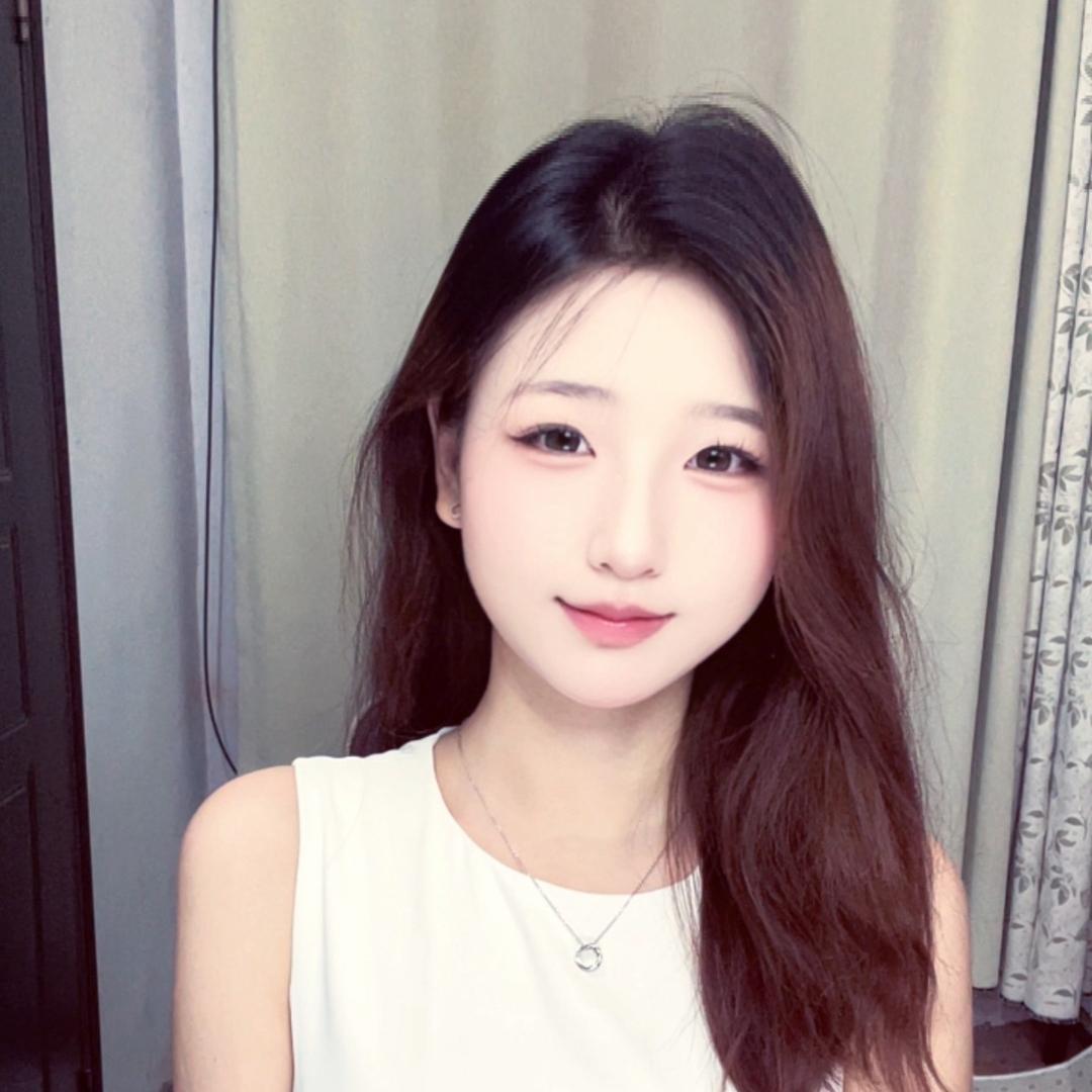 刘刘梅.