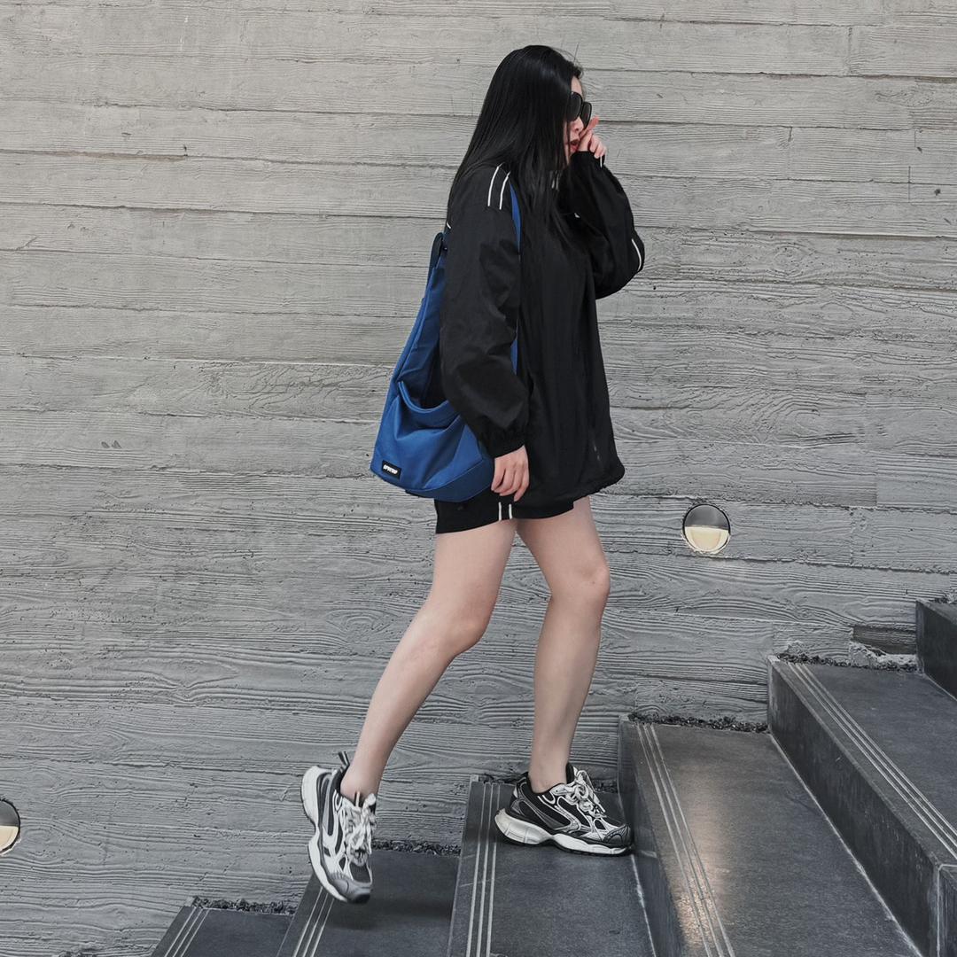 Miss 杨