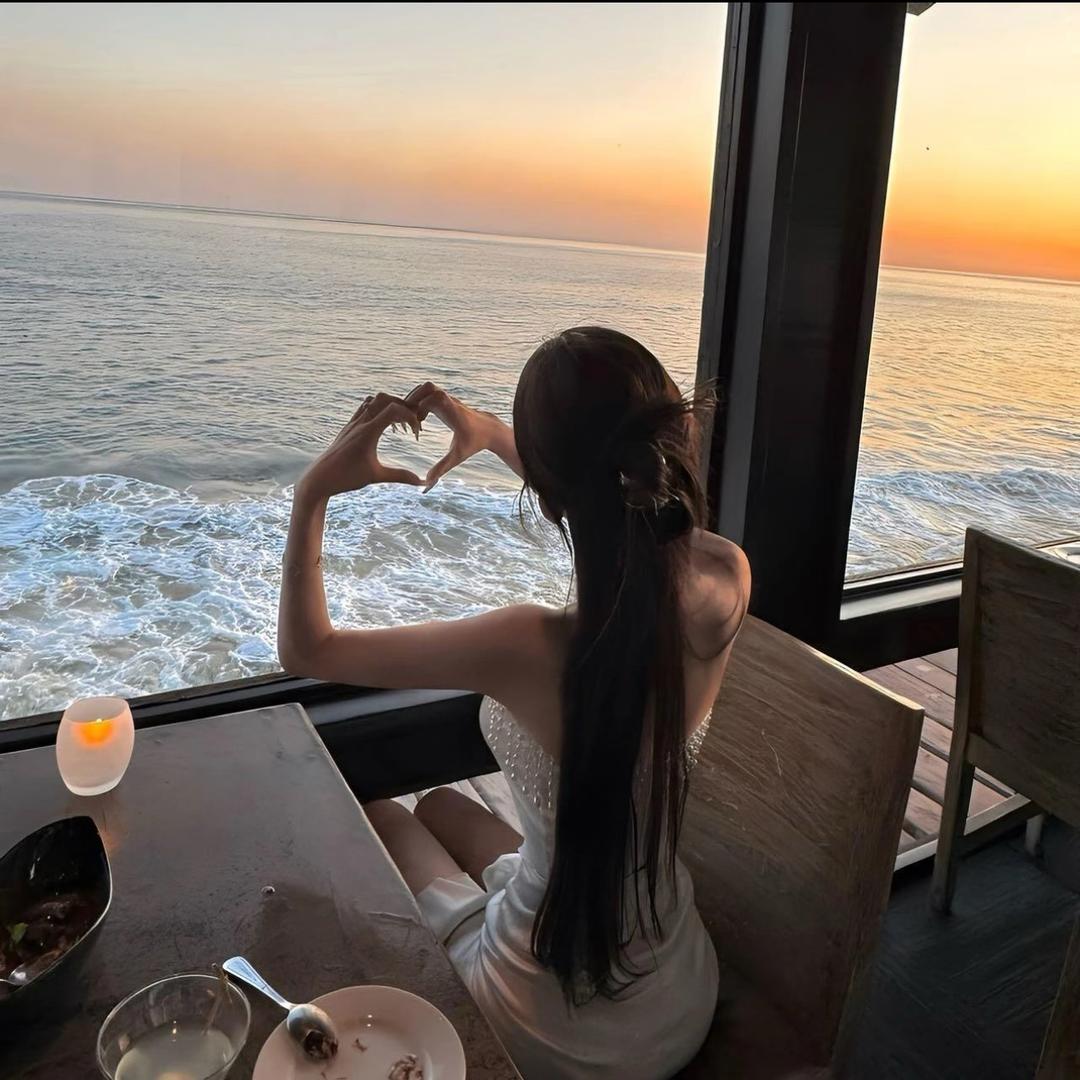 @伊涵