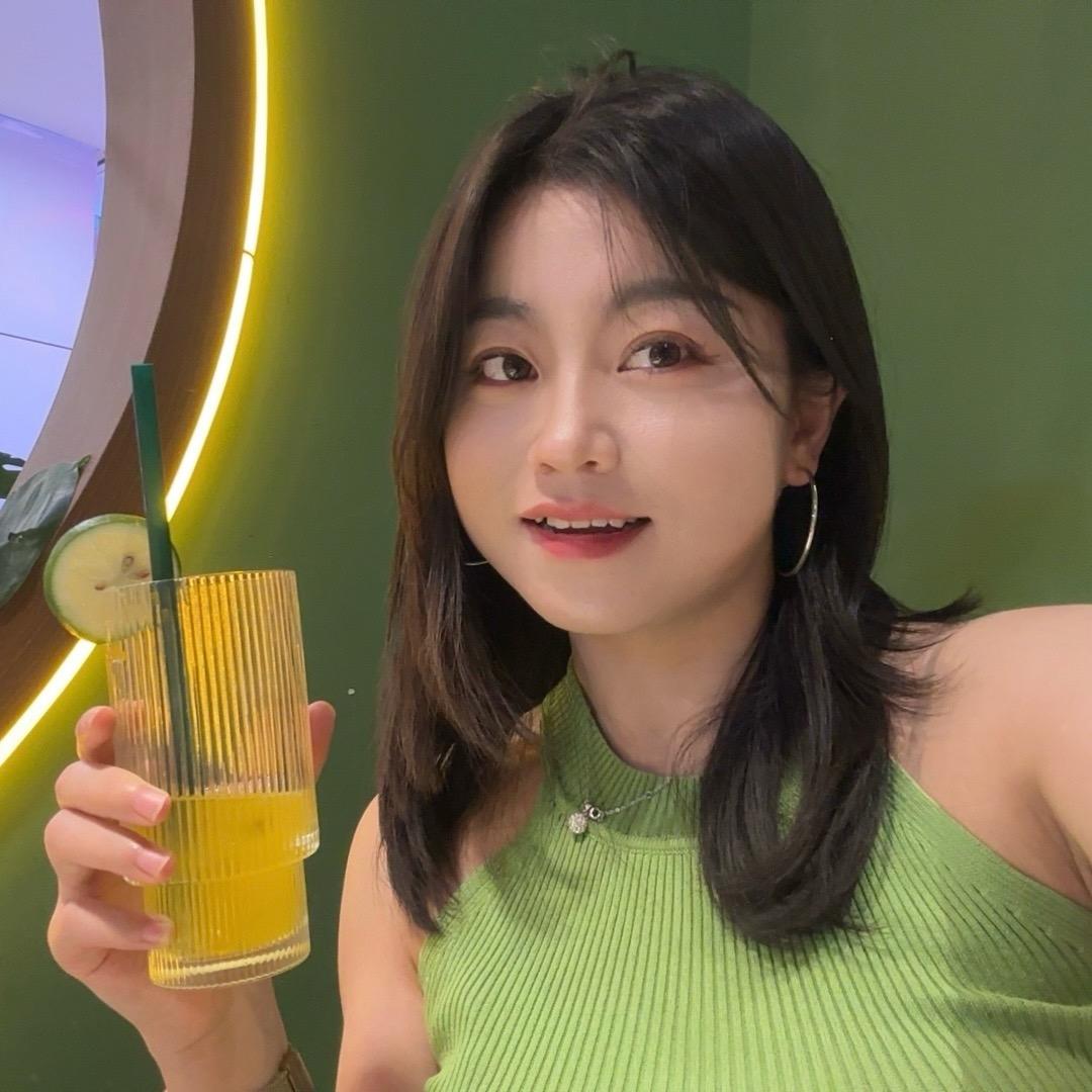 李哈哈哈