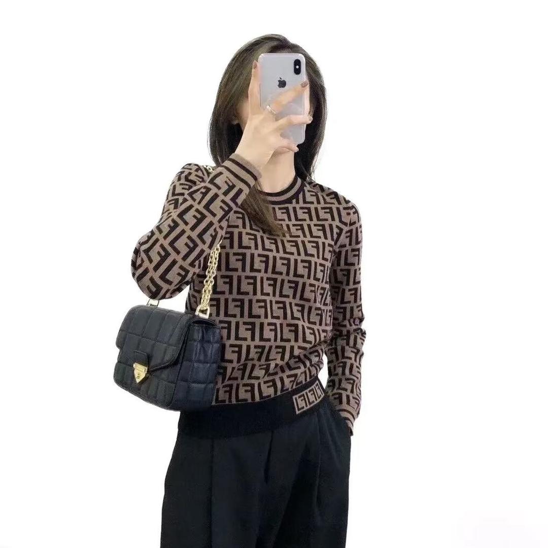 大伟外贸服饰