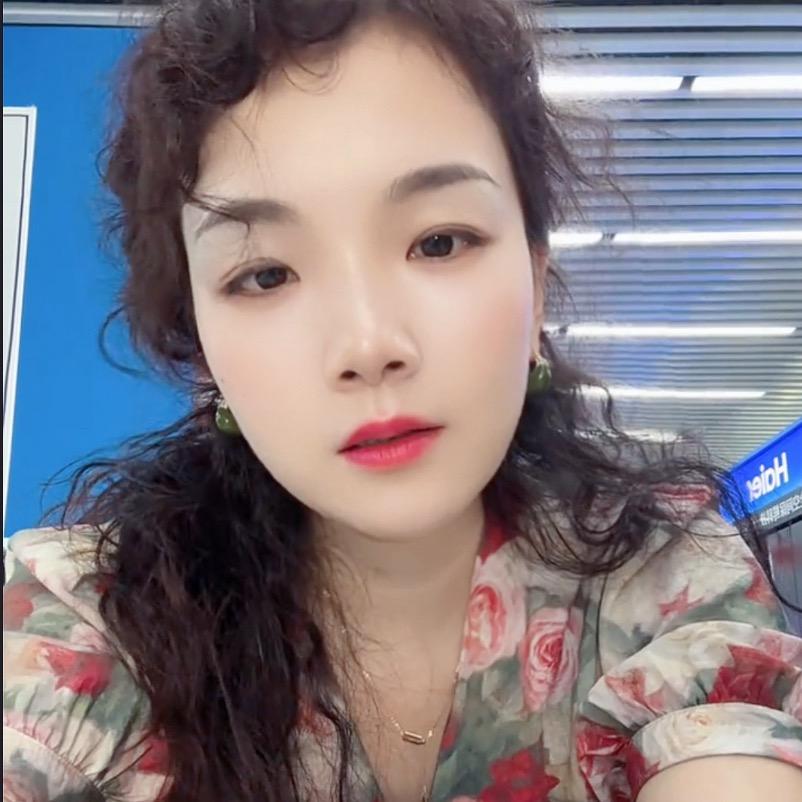 苏宁易购姚亚丽